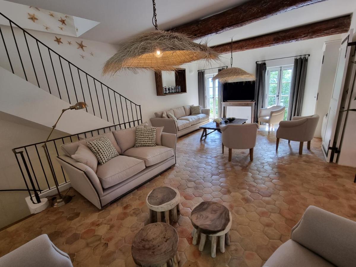 Maison Au Centre Du Village De Gordes Avec Vue Incroyable Exterior photo